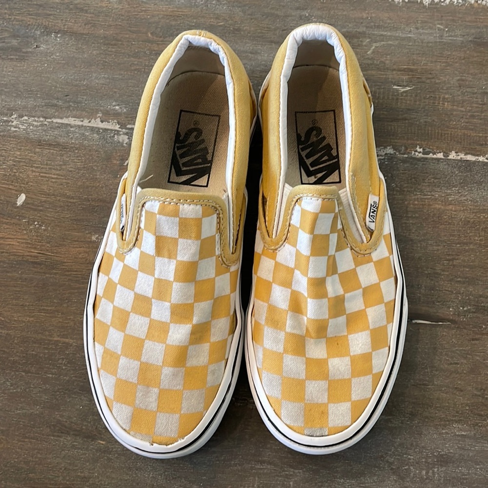 Womens size 5 checkered vans